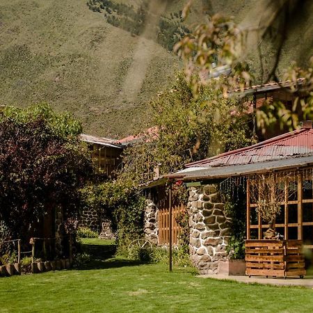 Eco Tampu Andahuaylillas- Hospedaje Ecosostenible エクステリア 写真