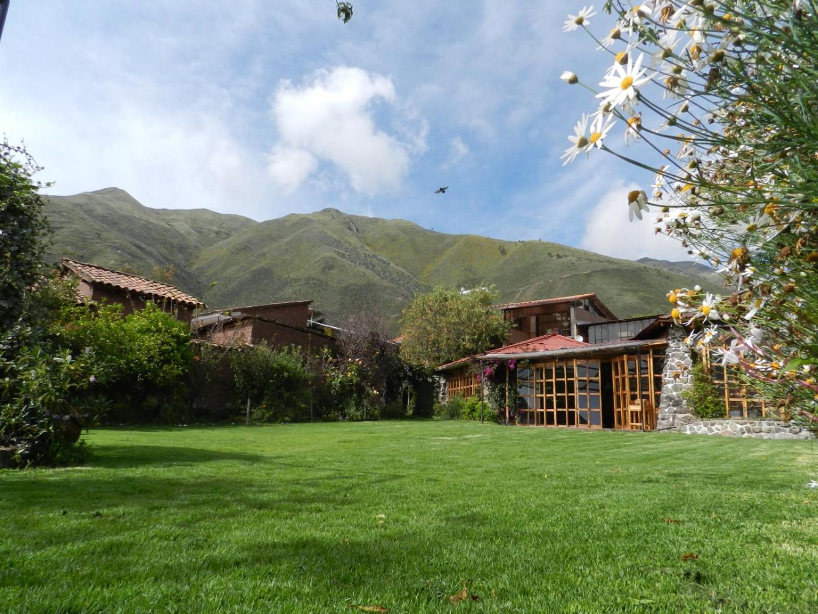 Eco Tampu Andahuaylillas- Hospedaje Ecosostenible エクステリア 写真